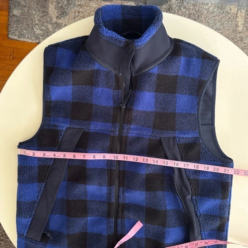 J. Crew Men’s Nordic Sherpa Fleece Vest Check Buffalo Plaid Size Medium